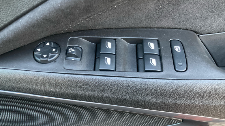 Vauxhall Crossland 1.2 Turbo [130] Ultimate 5dr Auto Petrol Hatchback